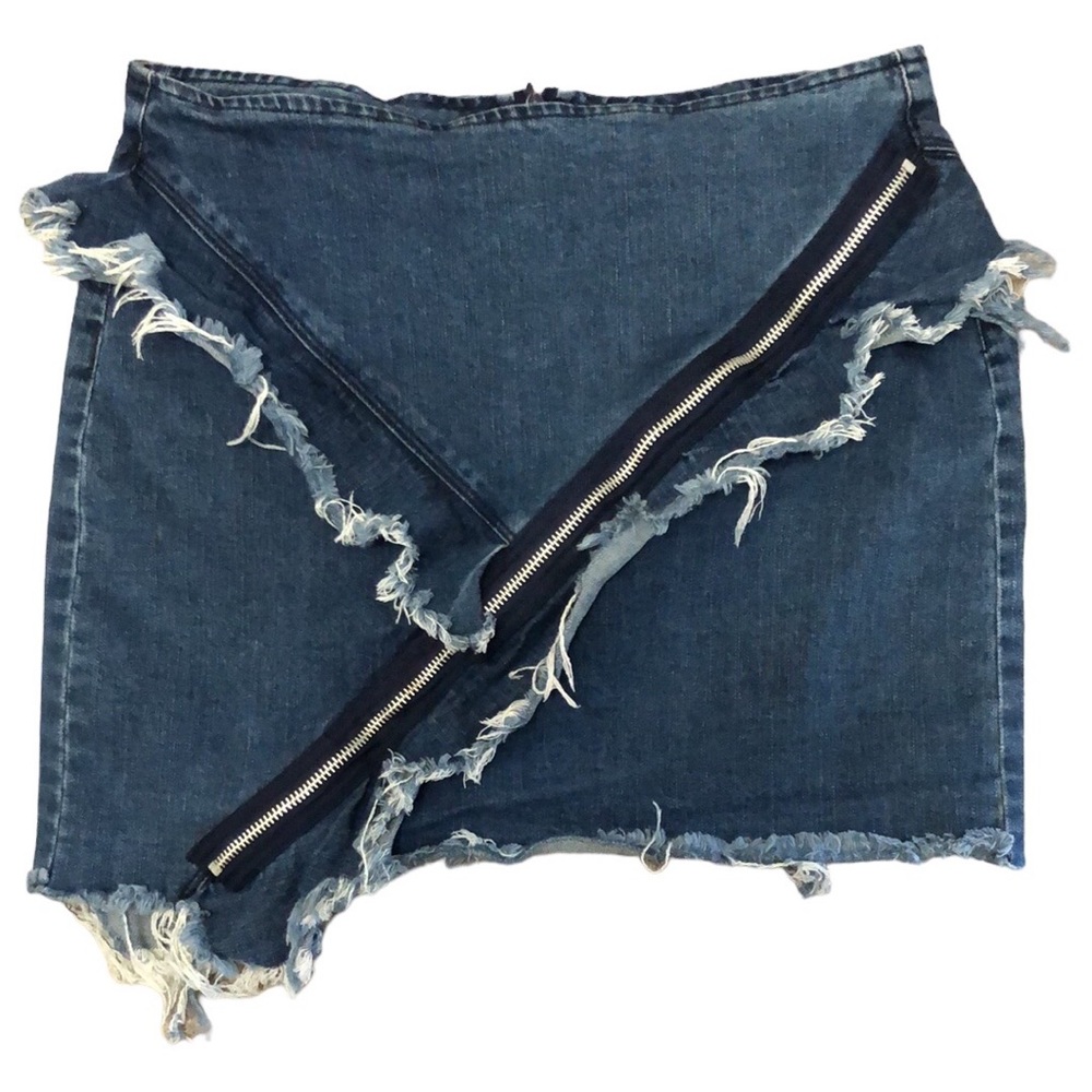 Signature 8 | Distressed Ruffled Denim Skirt